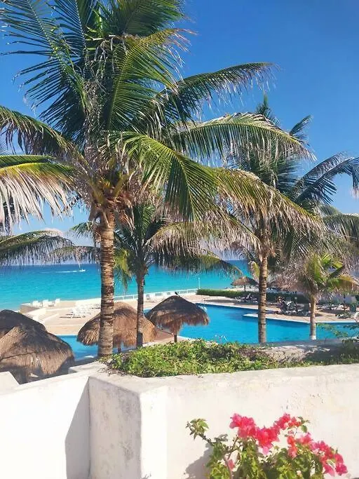 Apartment In Cancun Hotel Zone! Mexico